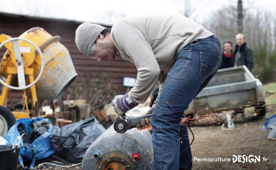 Le rocket stove est un poêle de masse super efficace pour un chauffage écologique et économique